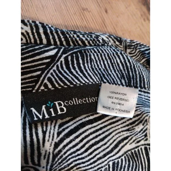 Vtg MiB Womens Plus K 5X Blouse Top Button Front Floral Rayon Black Open Back - Picture 3 of 7